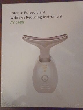 Intense Pulsed Light Wrinkles Reducing Instrument - White